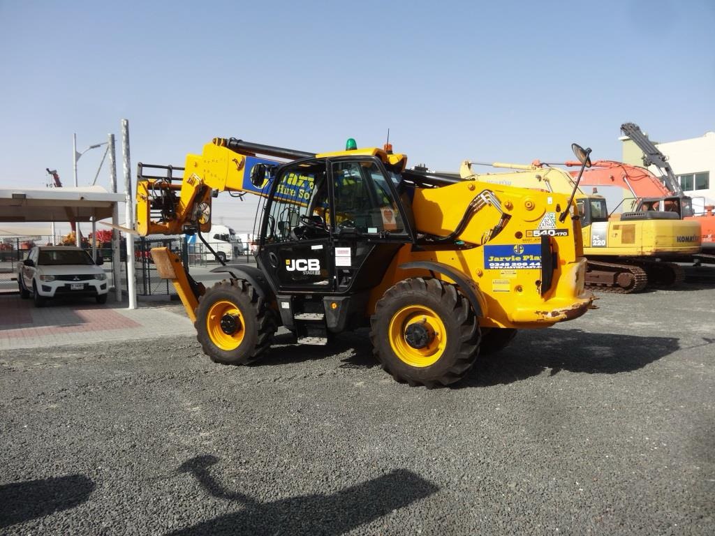 Телескопический погрузчик JCB 540-170