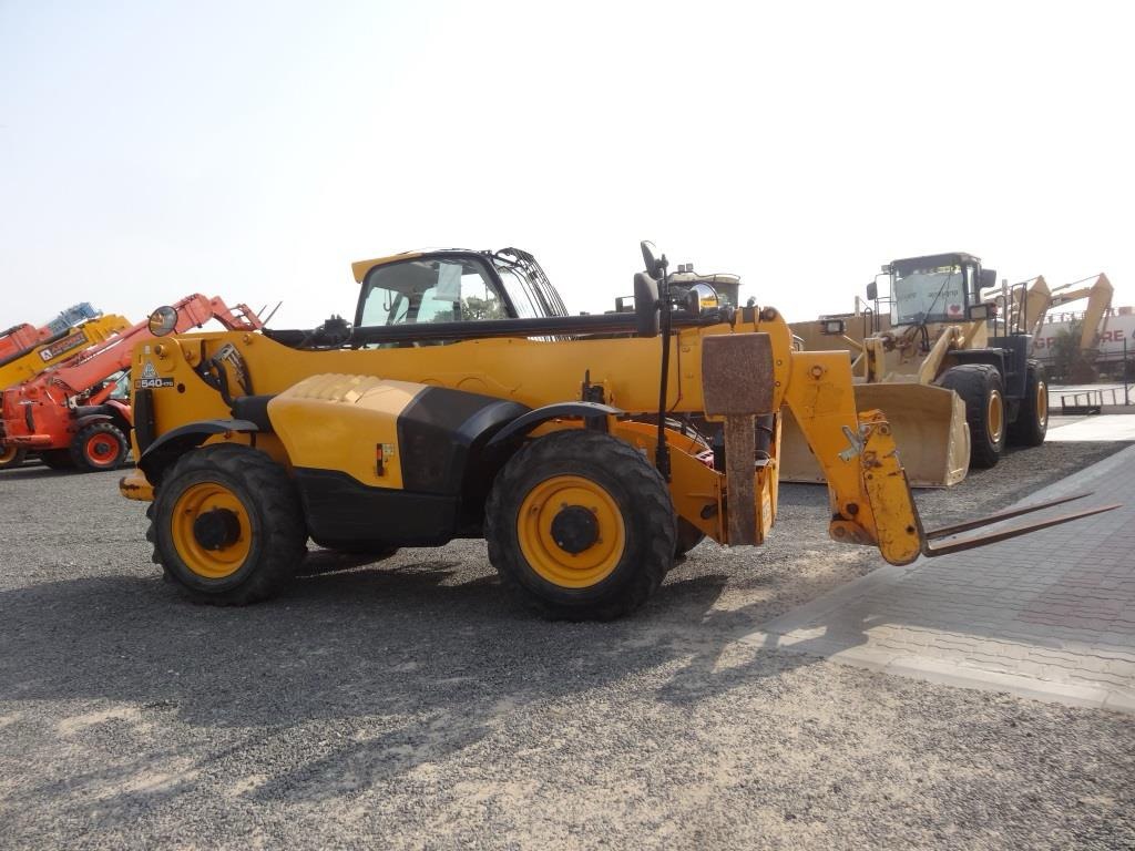 Телескопический погрузчик JCB 540-170