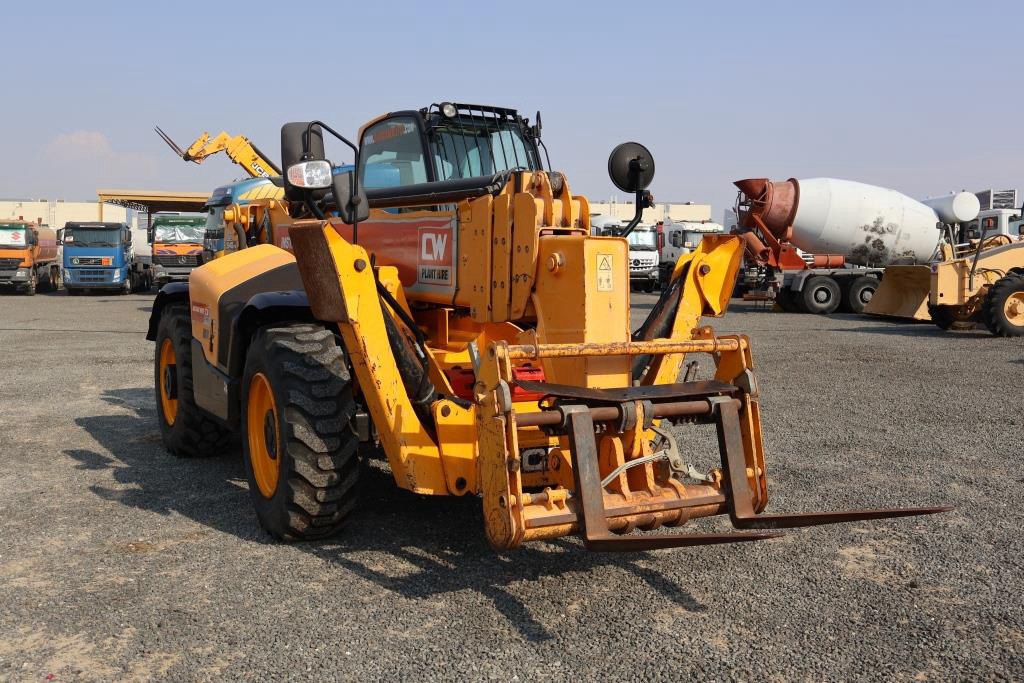 Телескопический погрузчик JCB 540-170 Телескопический погрузчик JCB 540-170