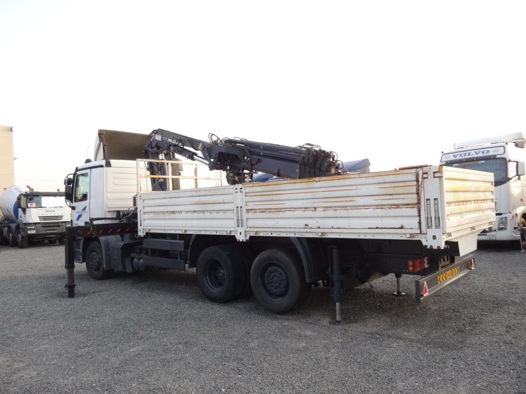 Грузовик с краном Mercedes-Benz Actros MP2 2544 Euro 4