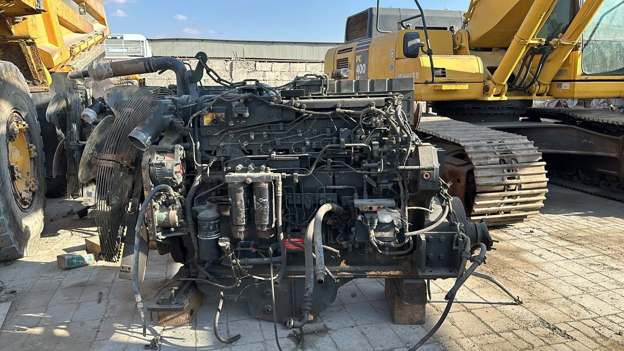 Двигатель Komatsu SAA6D170E-5