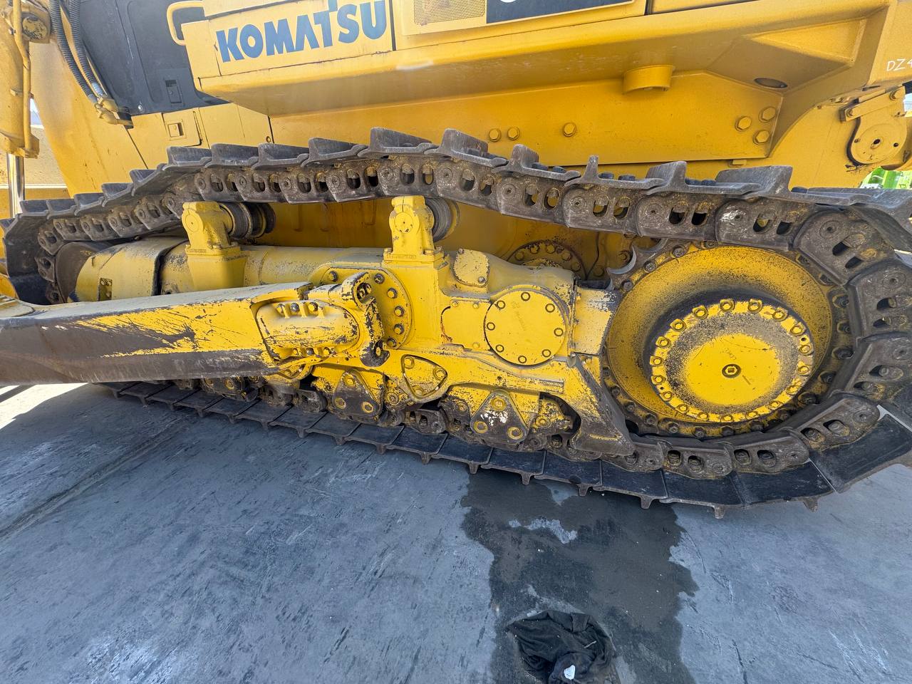 Бульдозер KOMATSU D375A-5 Бульдозер KOMATSU D375A-5