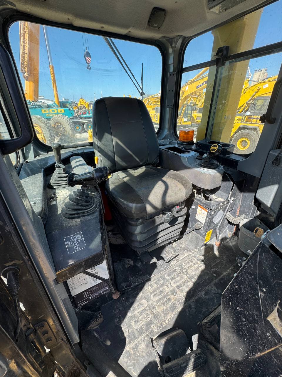 Бульдозер KOMATSU D375A-5 Бульдозер KOMATSU D375A-5