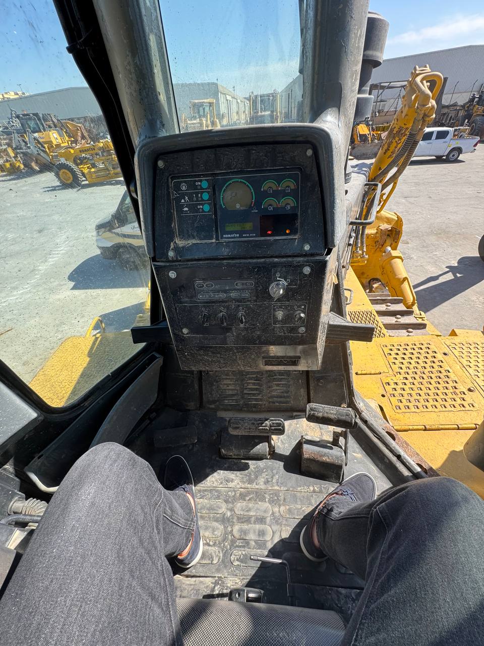 Бульдозер KOMATSU D375A-5 Бульдозер KOMATSU D375A-5