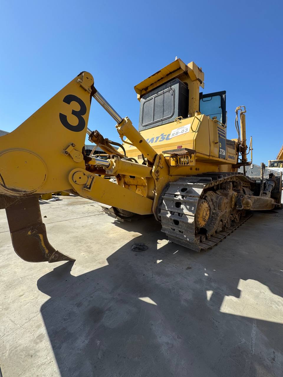 Бульдозер KOMATSU D375A-5