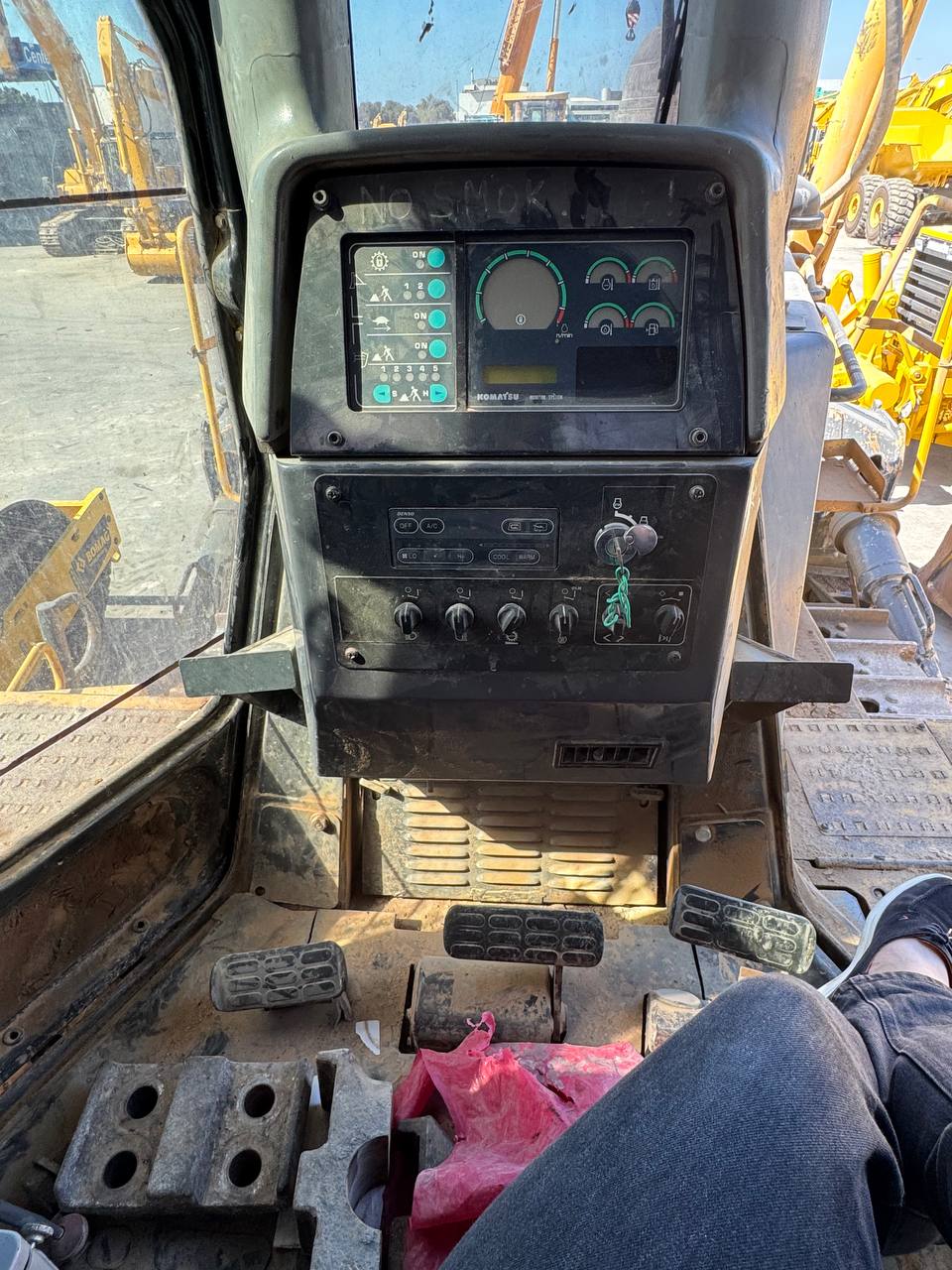 Бульдозер KOMATSU D375A-5