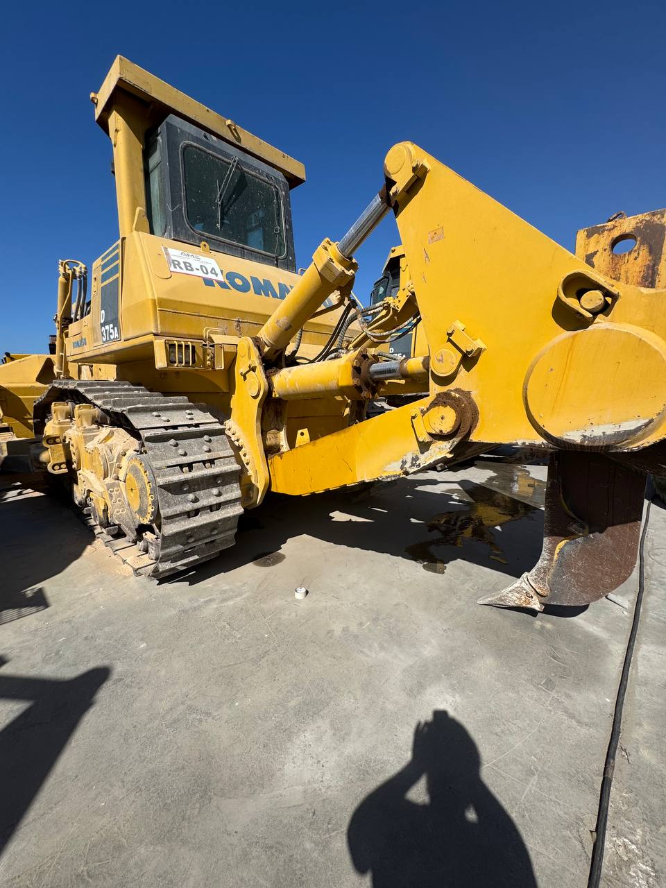 Бульдозер KOMATSU D375A-5