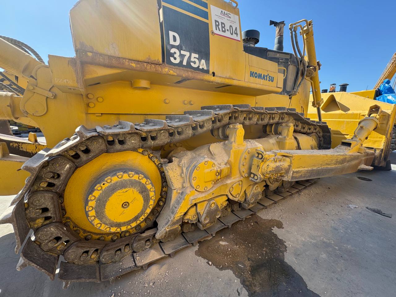 Бульдозер KOMATSU D375A-5