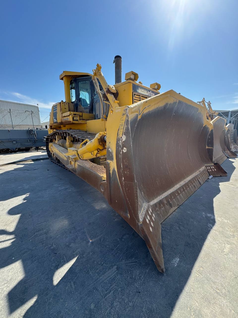 Бульдозер KOMATSU D375A-5