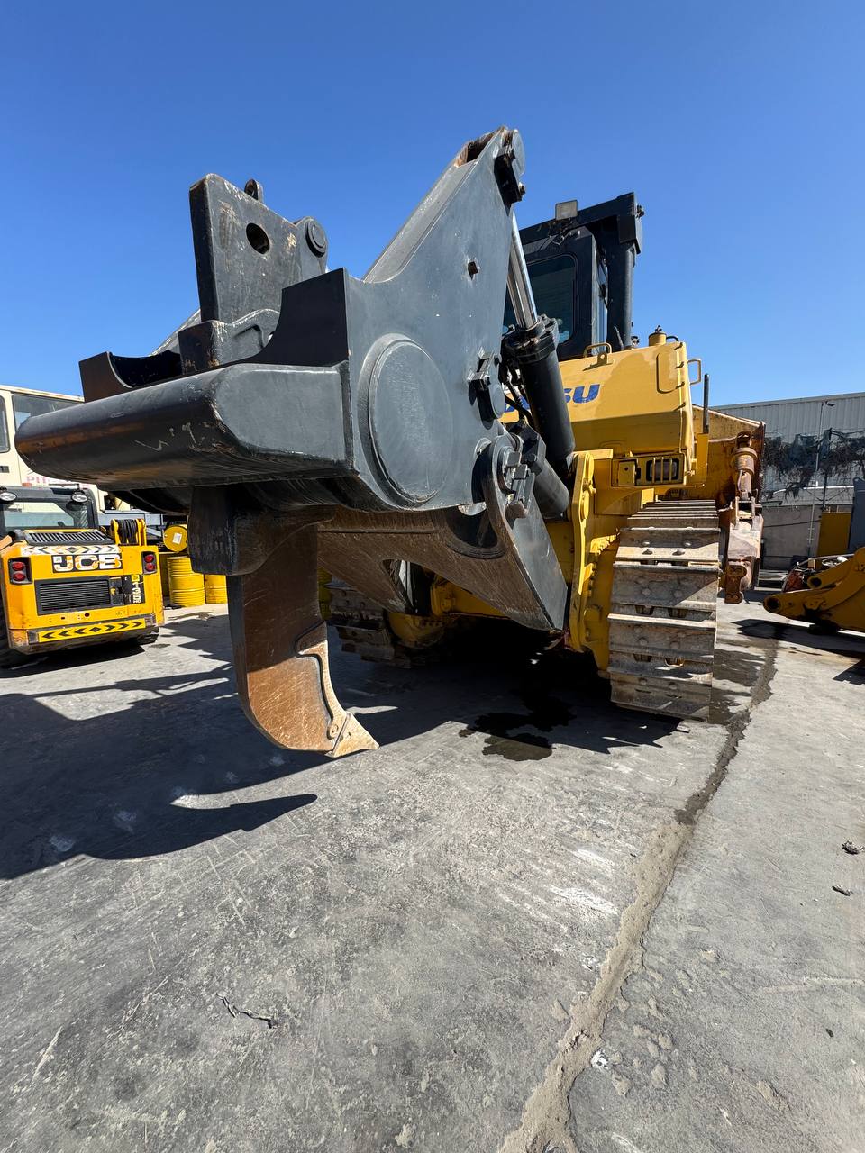 Бульдозер KOMATSU D375A-5