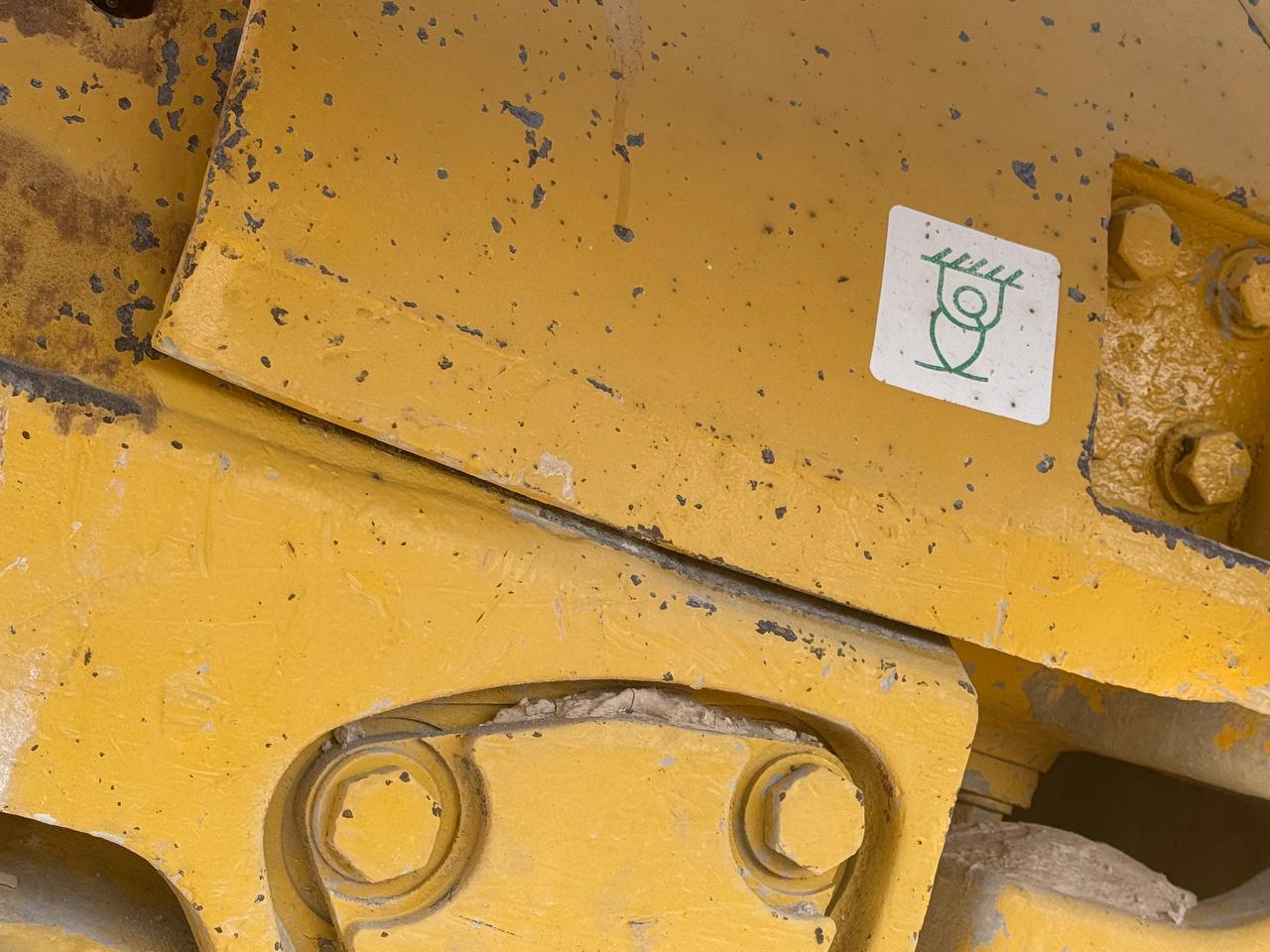 Бульдозер KOMATSU D375A-5