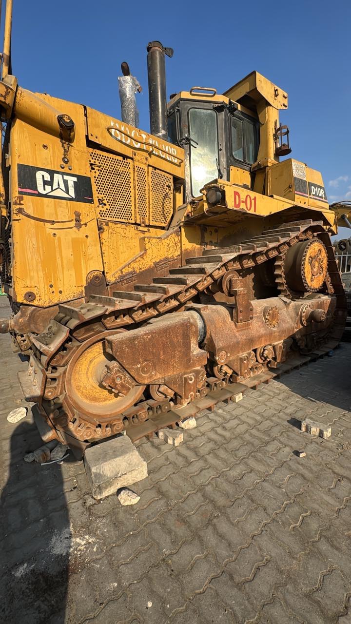 Бульдозер Caterpillar D10R