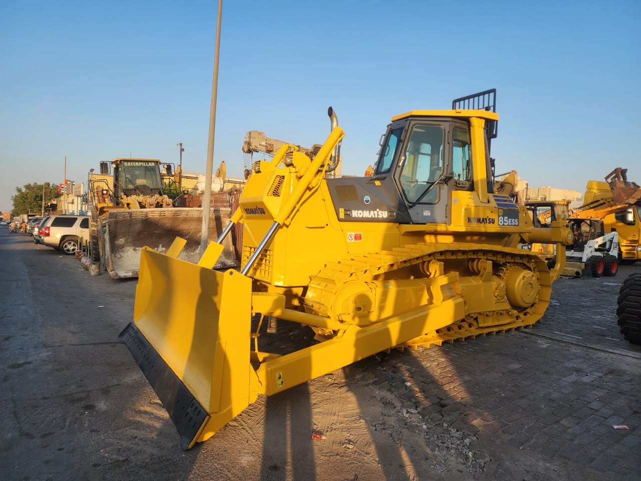 Бульдозер Komatsu 85ESS