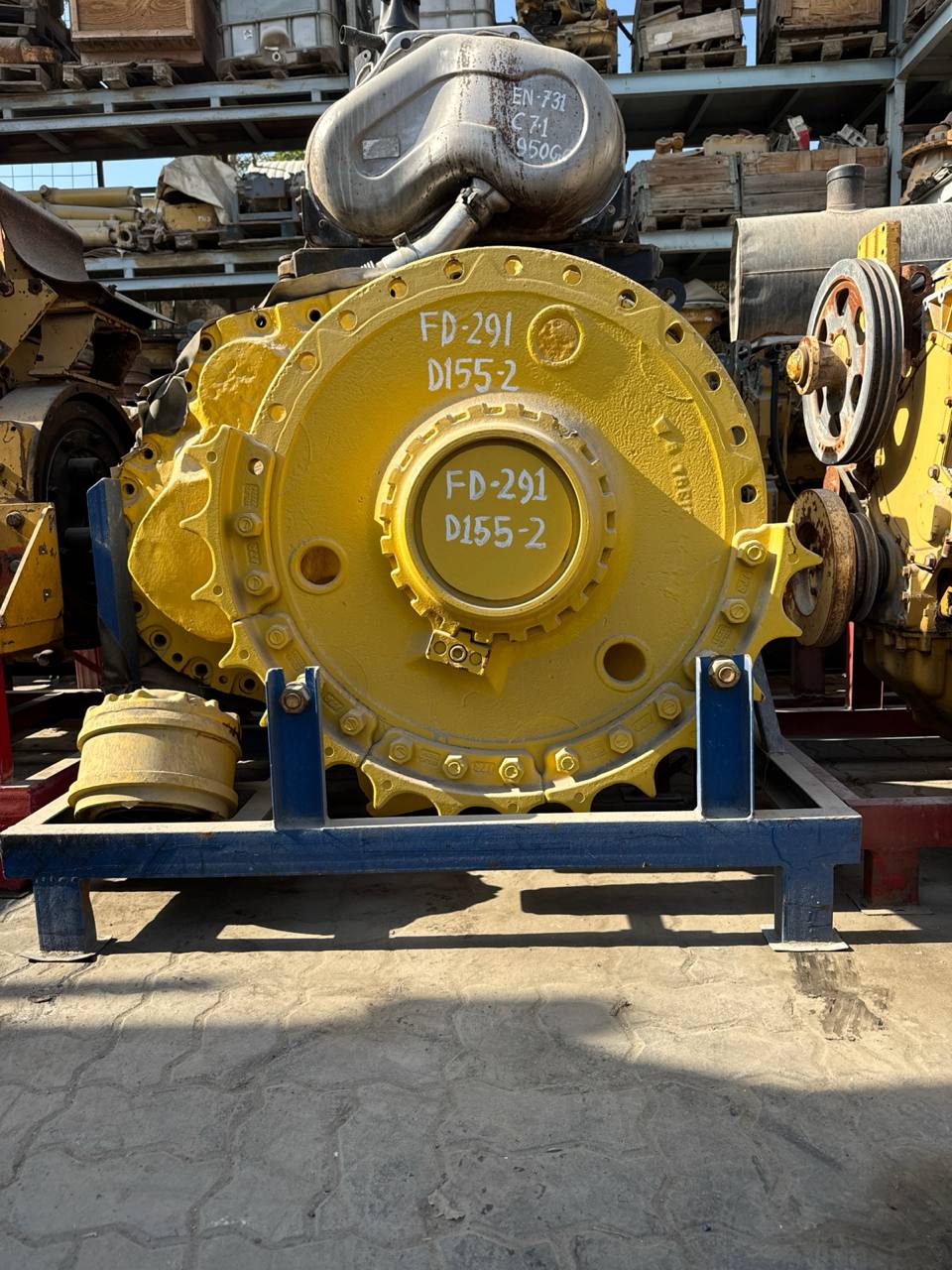 Бортовой редуктор Komatsu D155-2