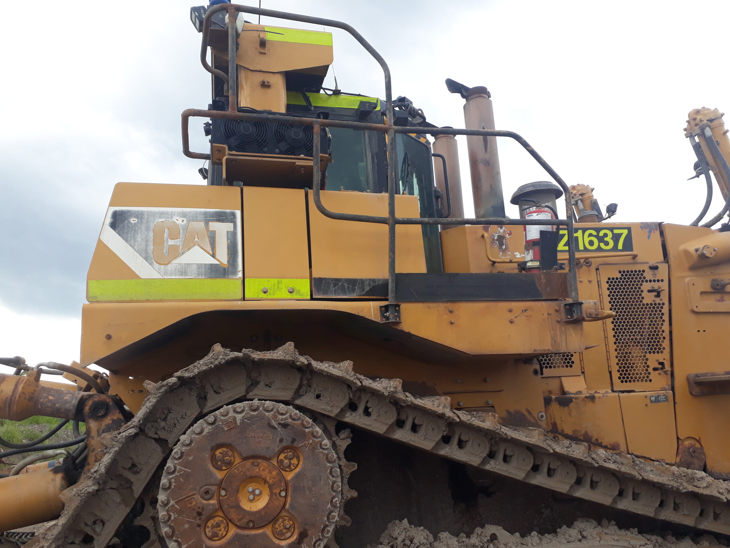 Бульдозер CAT D10T