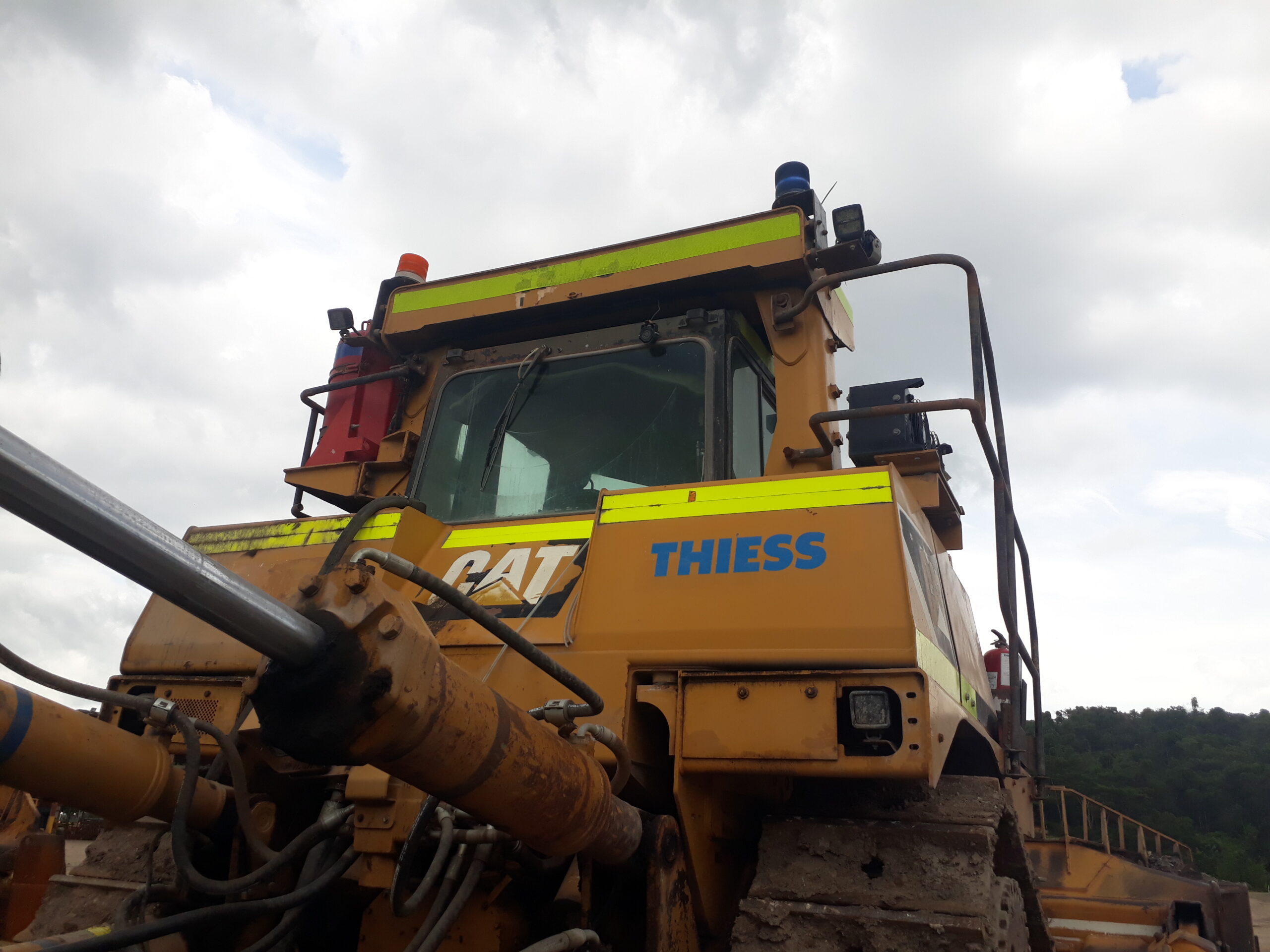 Бульдозер CAT D10T