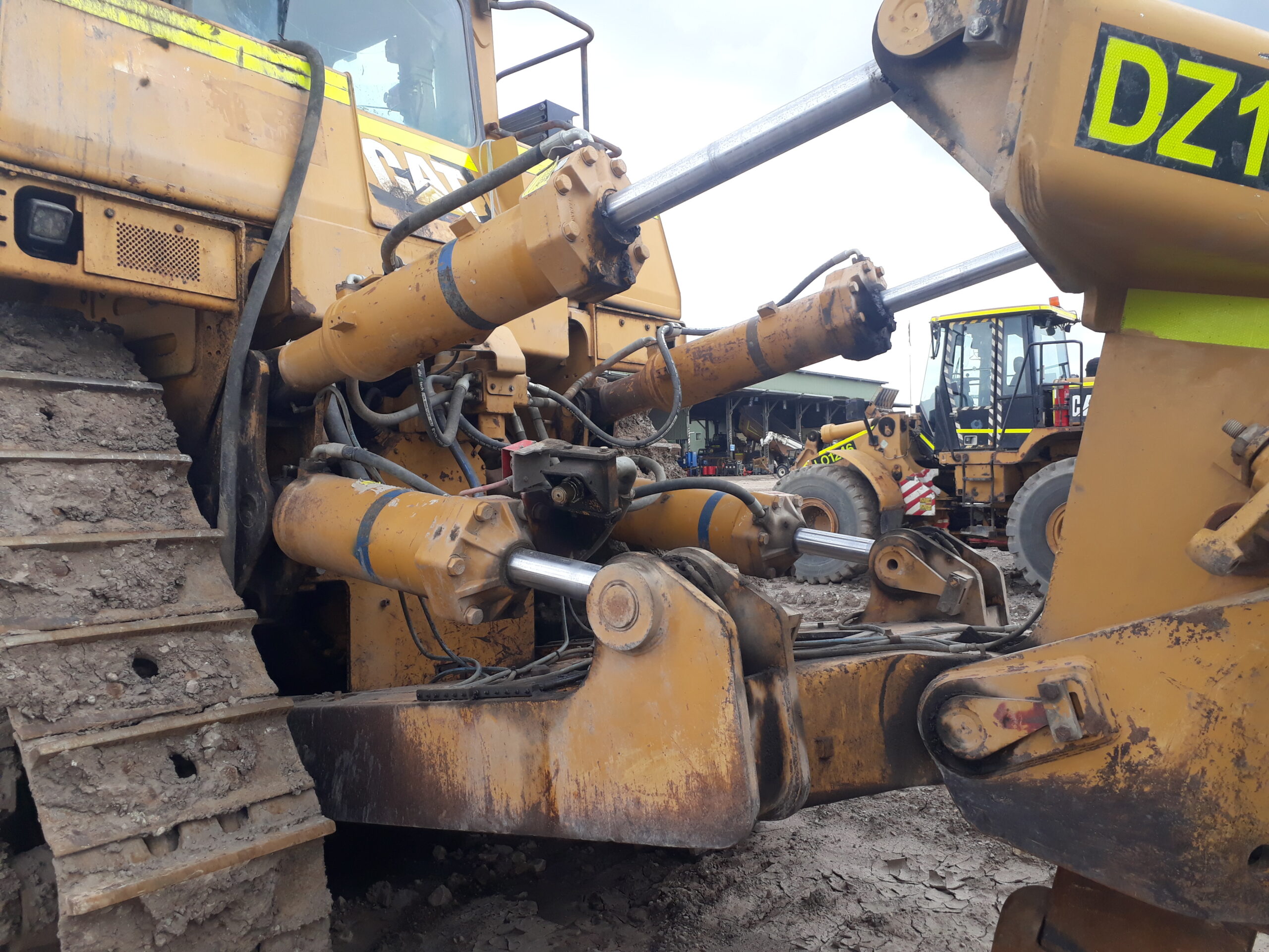 Бульдозер CAT D10T