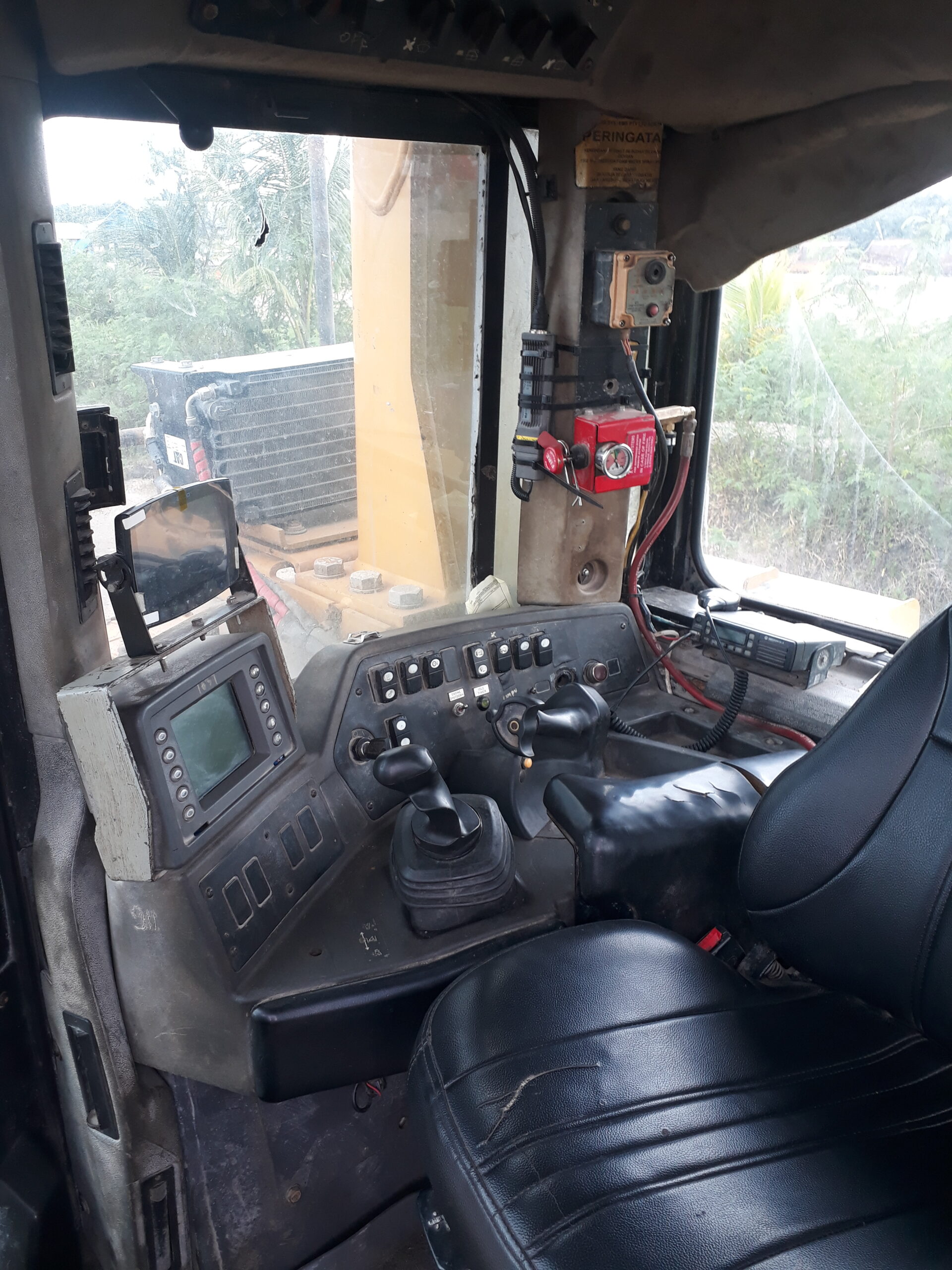 Бульдозер CAT D10T