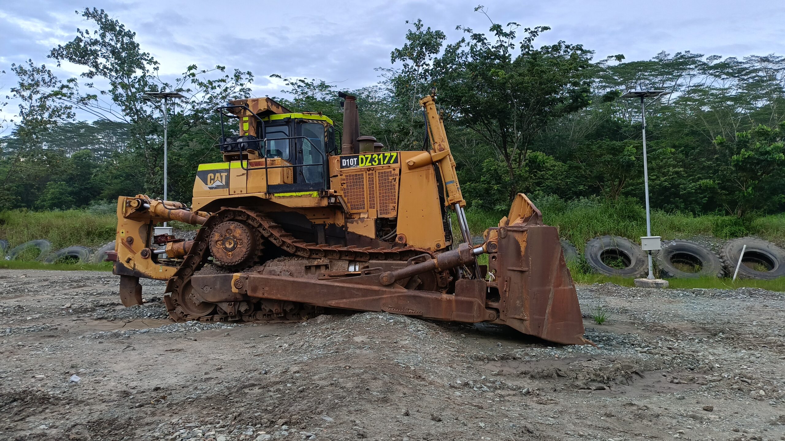 Бульдозер Cat D10T