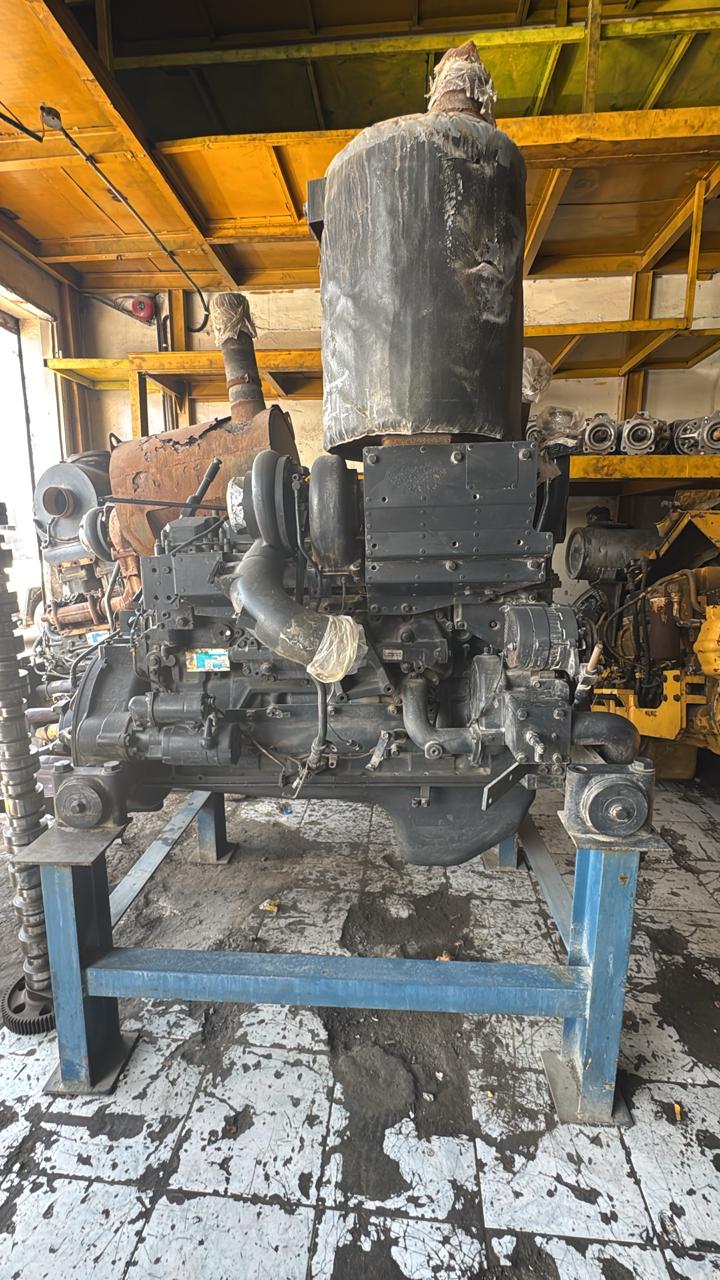 Двигатель Komatsu SAA6D140E-5
