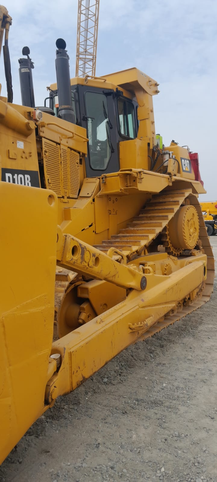 Бульдозер D10R CAT 2005 год (2 шт)