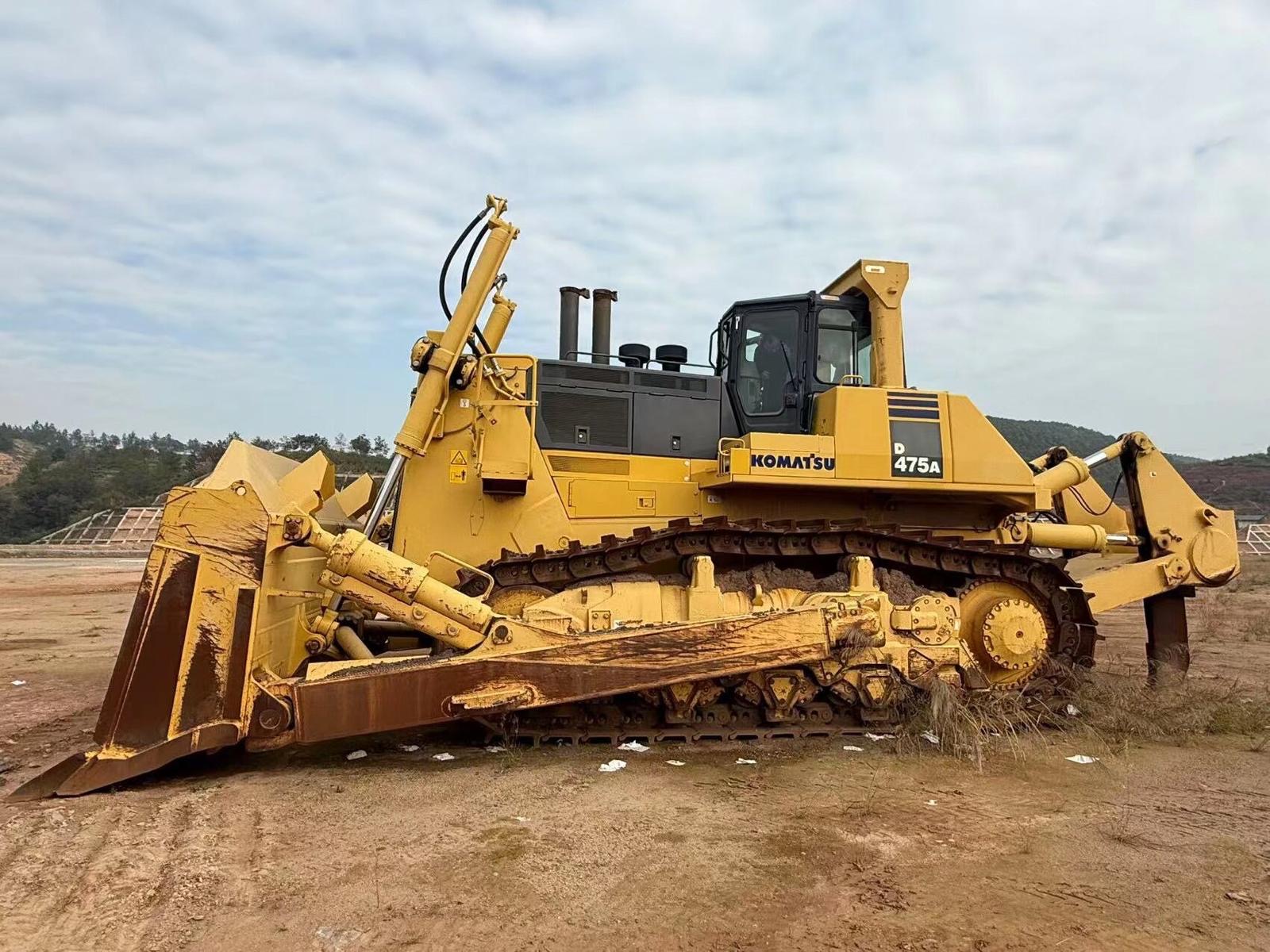 Бульдозер Komatsu D475A-5EO (в идеальном состоянии)