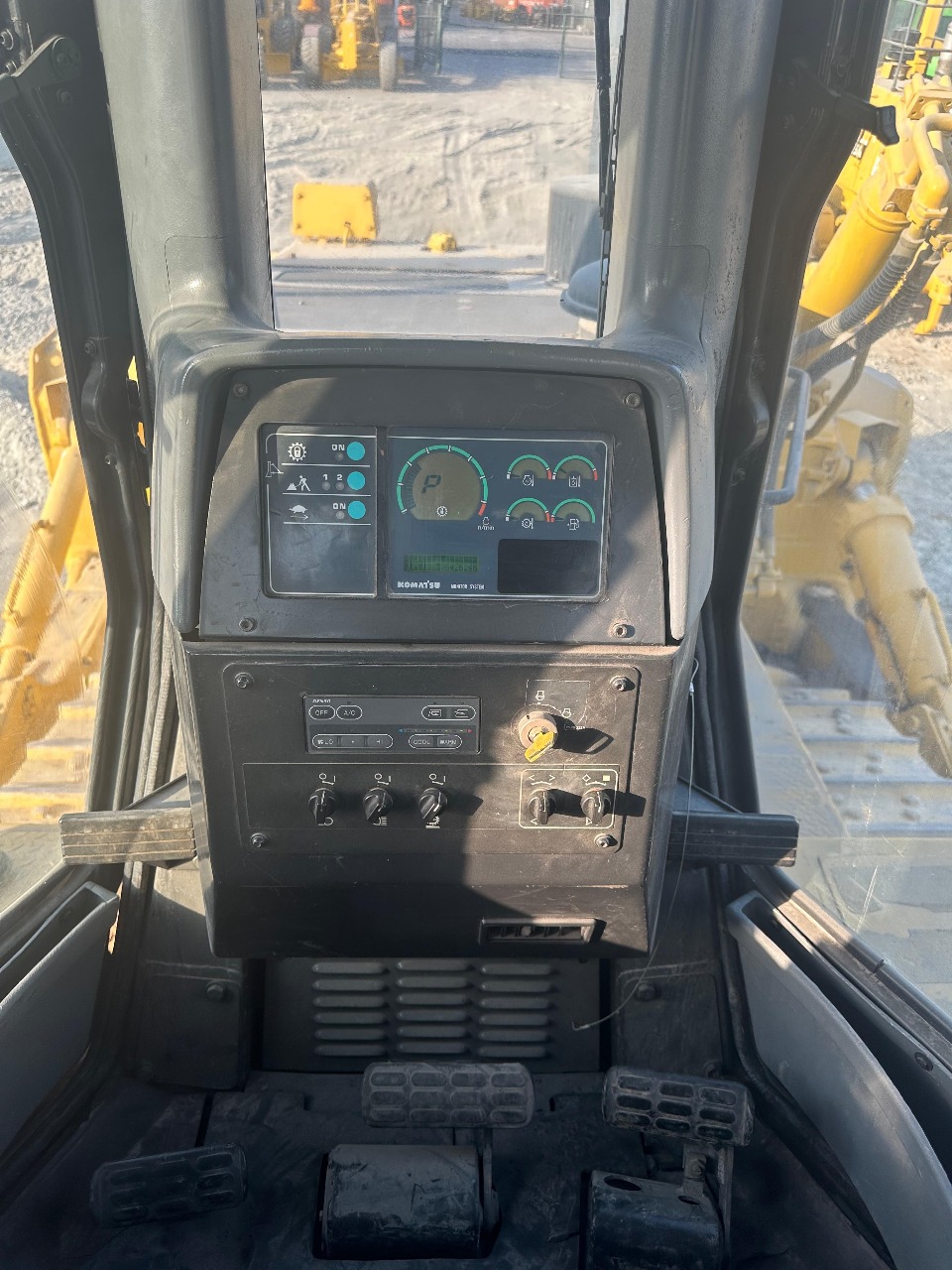 Бульдозер Komatsu 375-5