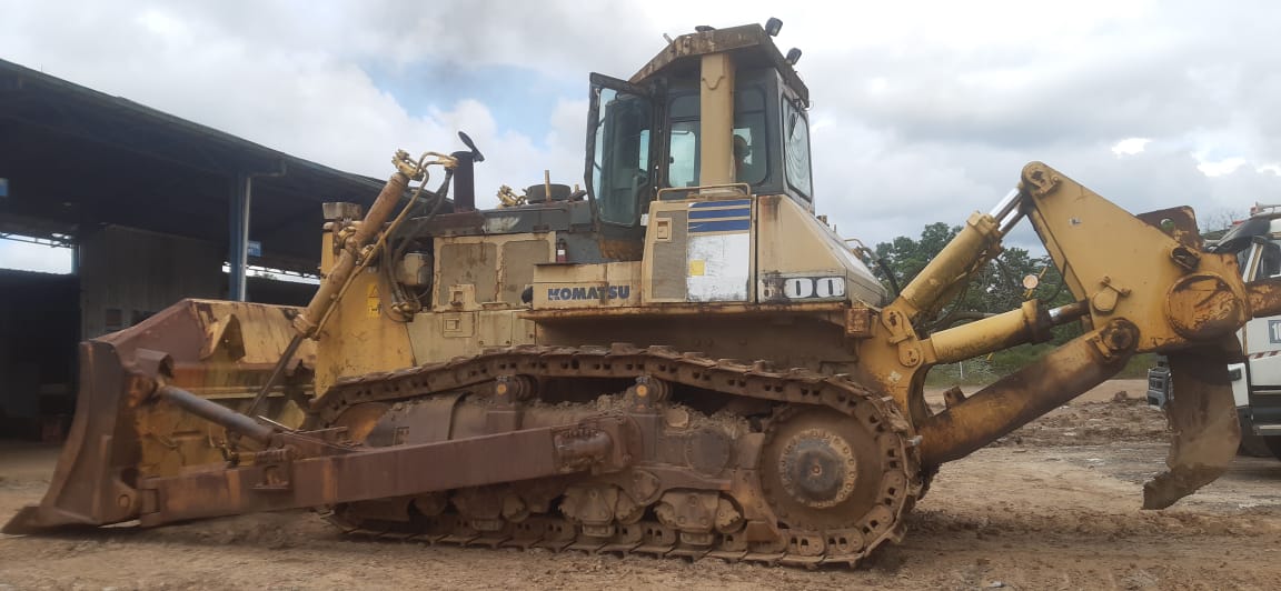 Бульдозер Komatsu 375-6