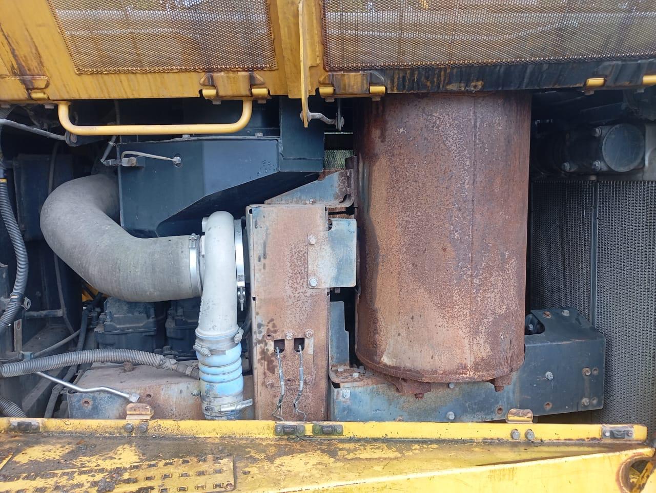 Бульдозер Komatsu 375-6
