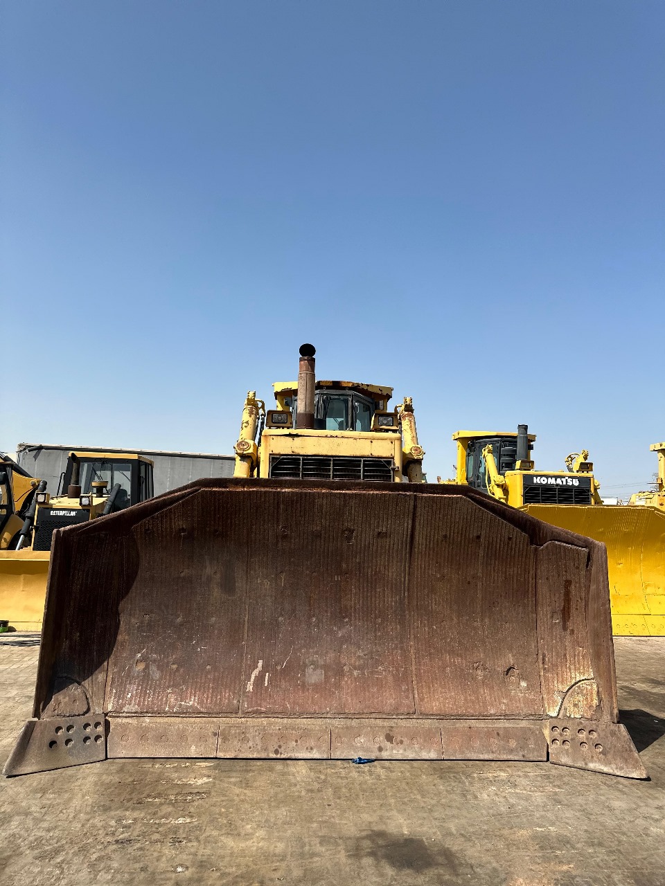 Бульдозер Komatsu D375-5