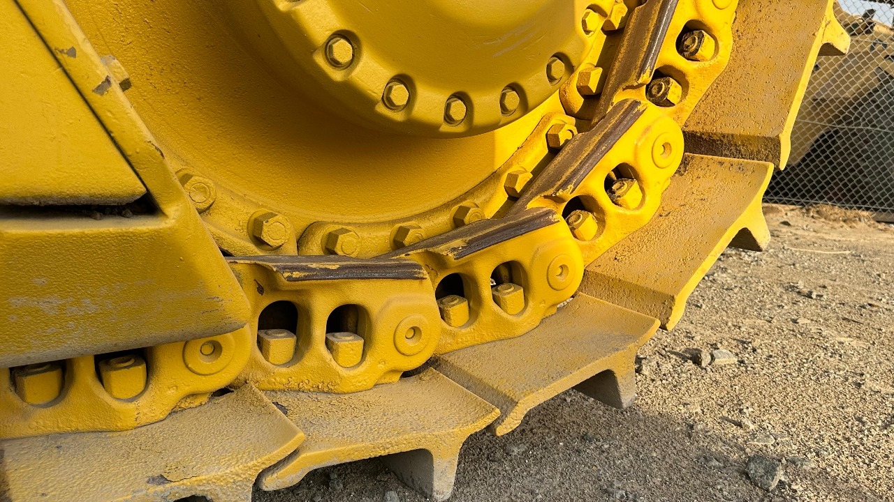 Бульдозер Komatsu 375-5