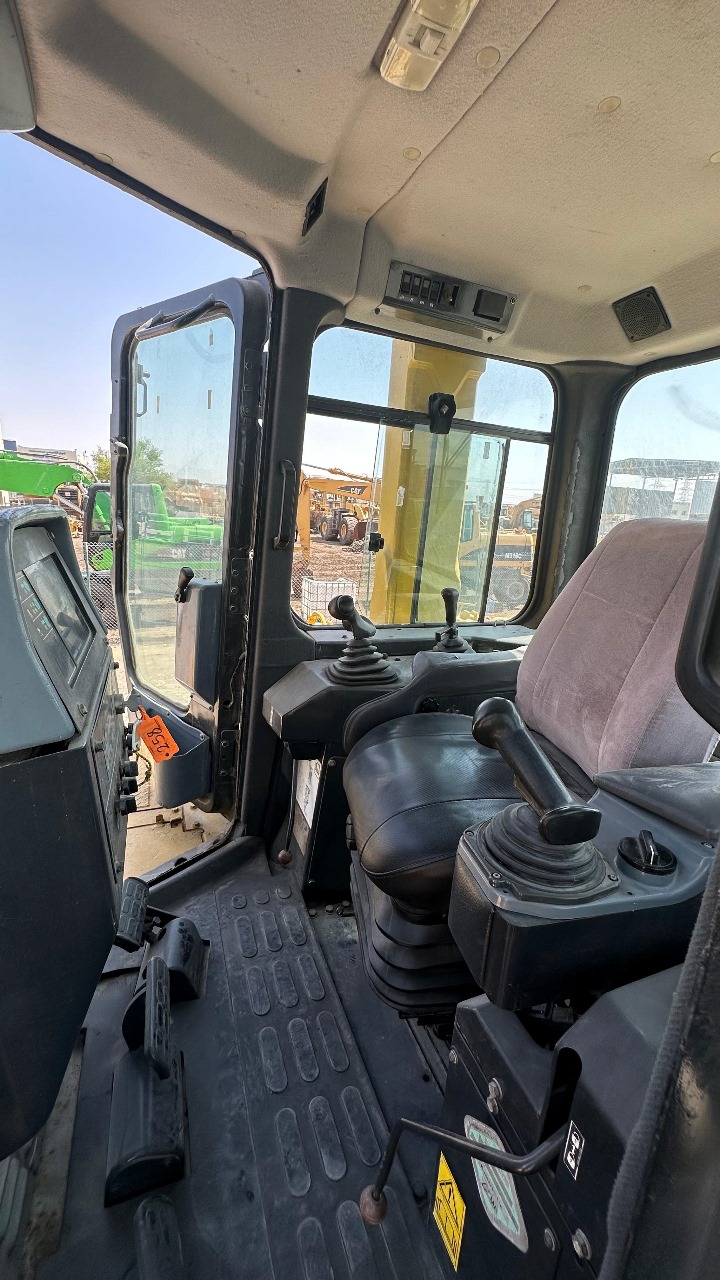 Бульдозер Komatsu 375-5