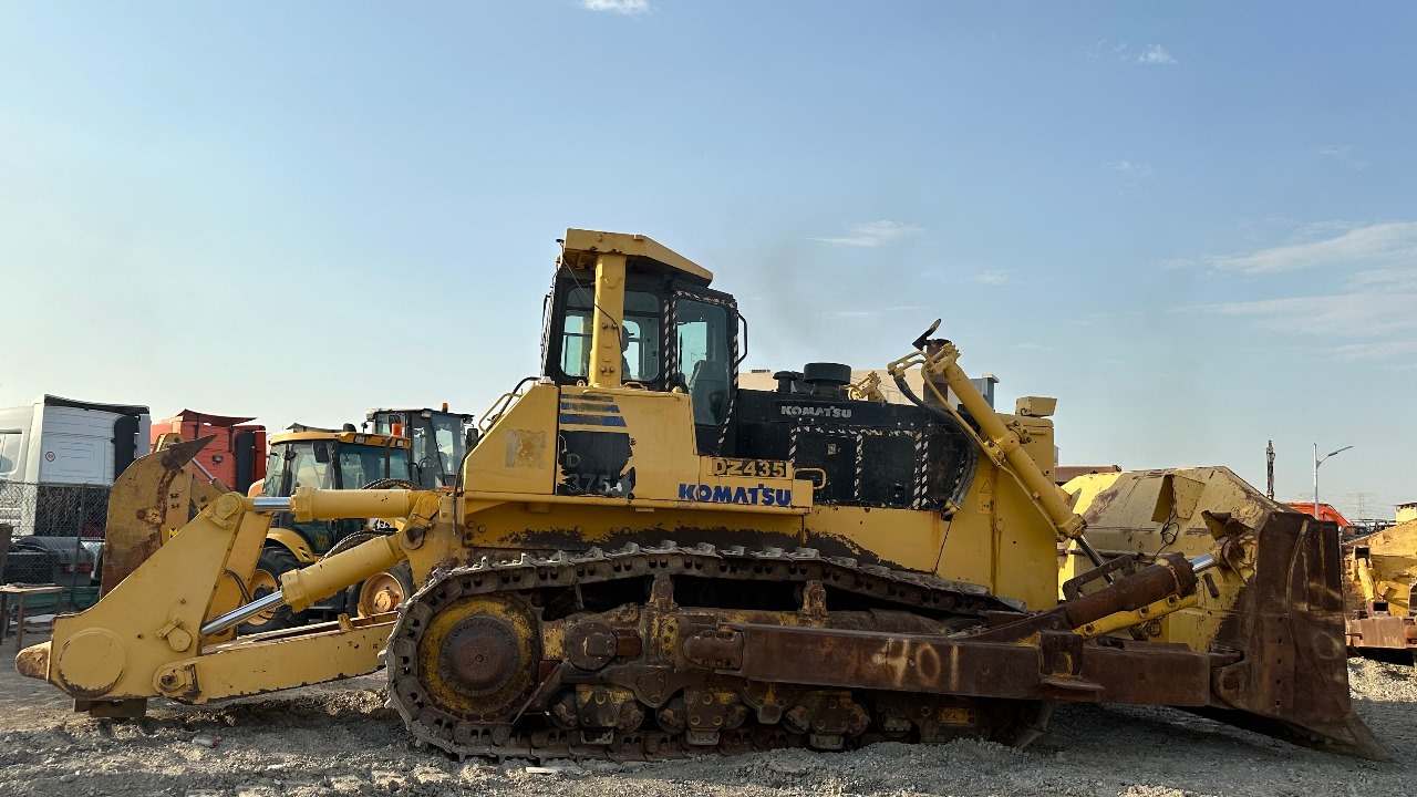 Бульдозер Komatsu 375-5