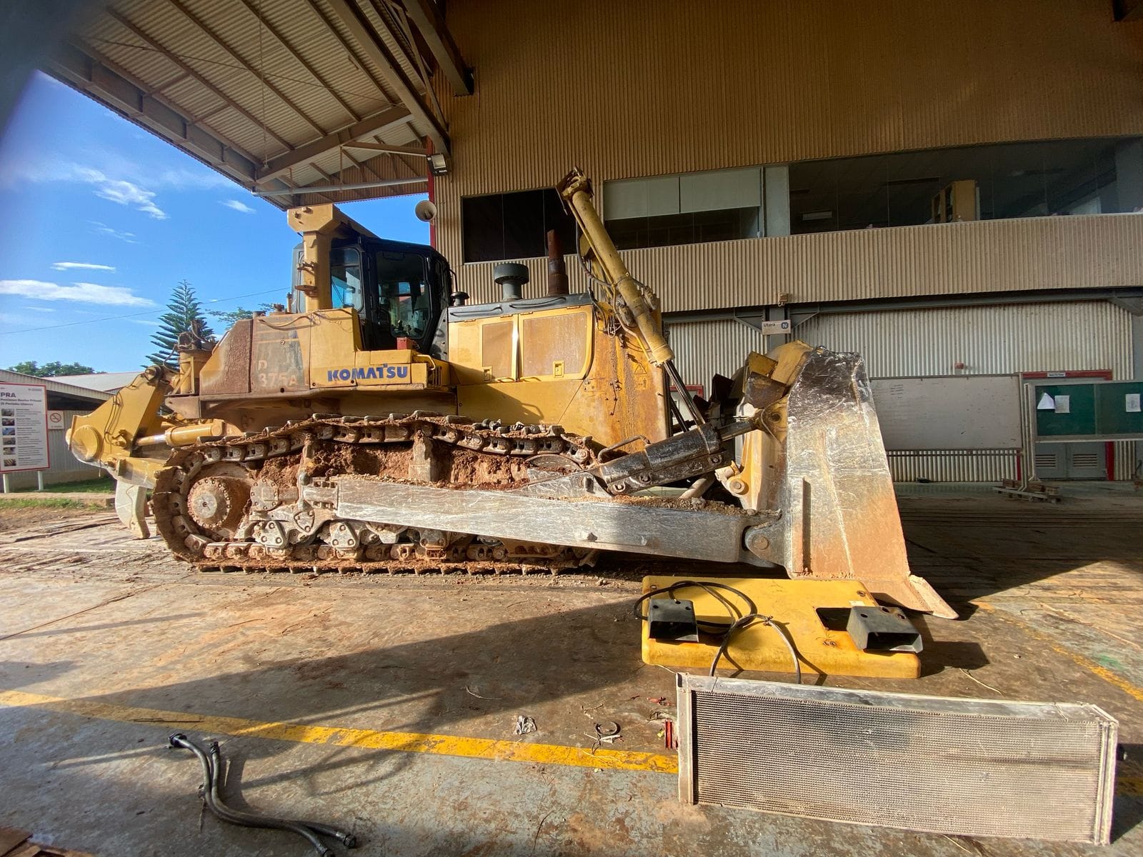 Бульдозер Komatsu 375-6 (3 шт)