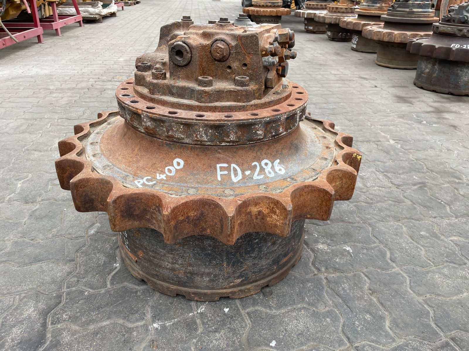 Бортовой редуктор Komatsu PC400-7