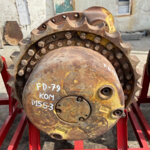 Бортовой редуктор для бульдозера Komatsu D155-5