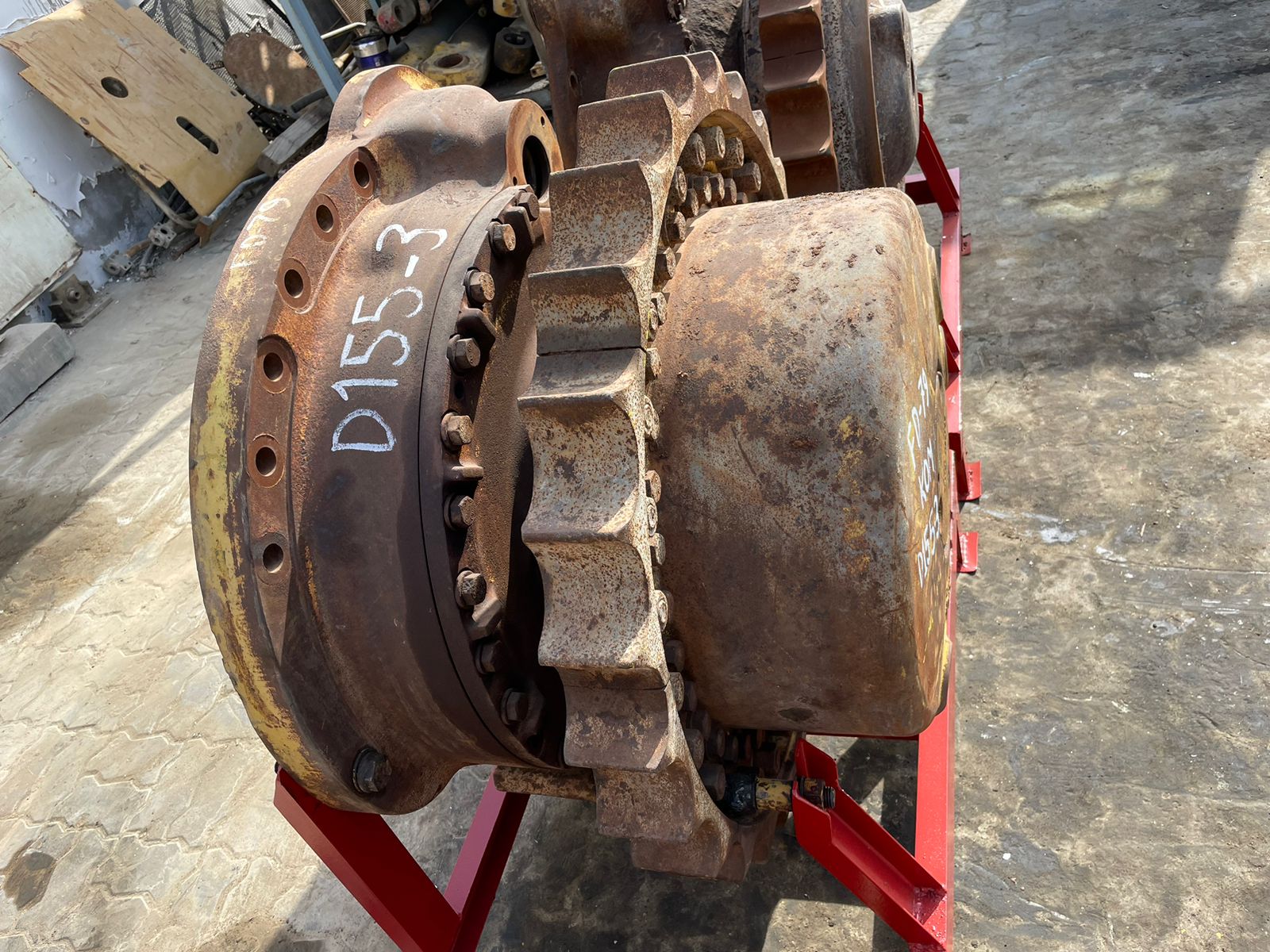 Бортовой редуктор для бульдозера Komatsu D155-5