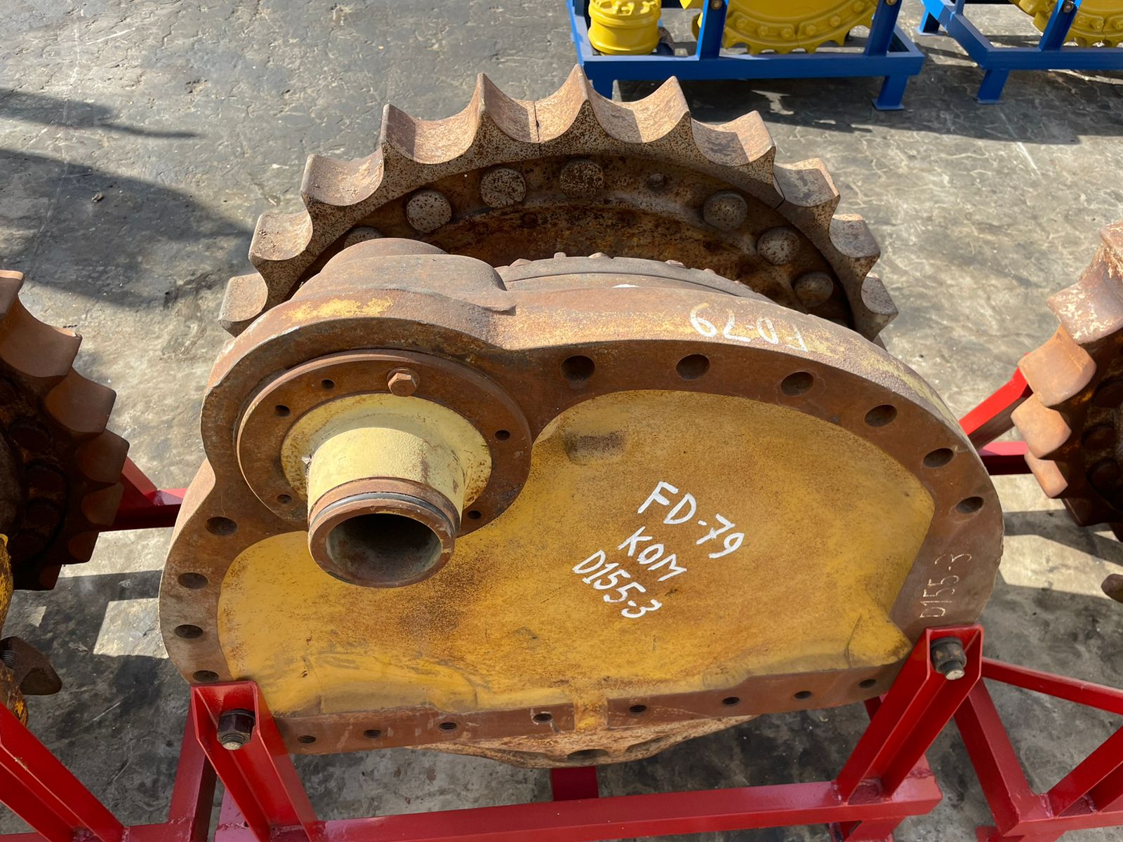 Бортовой редуктор для бульдозера Komatsu D155-5