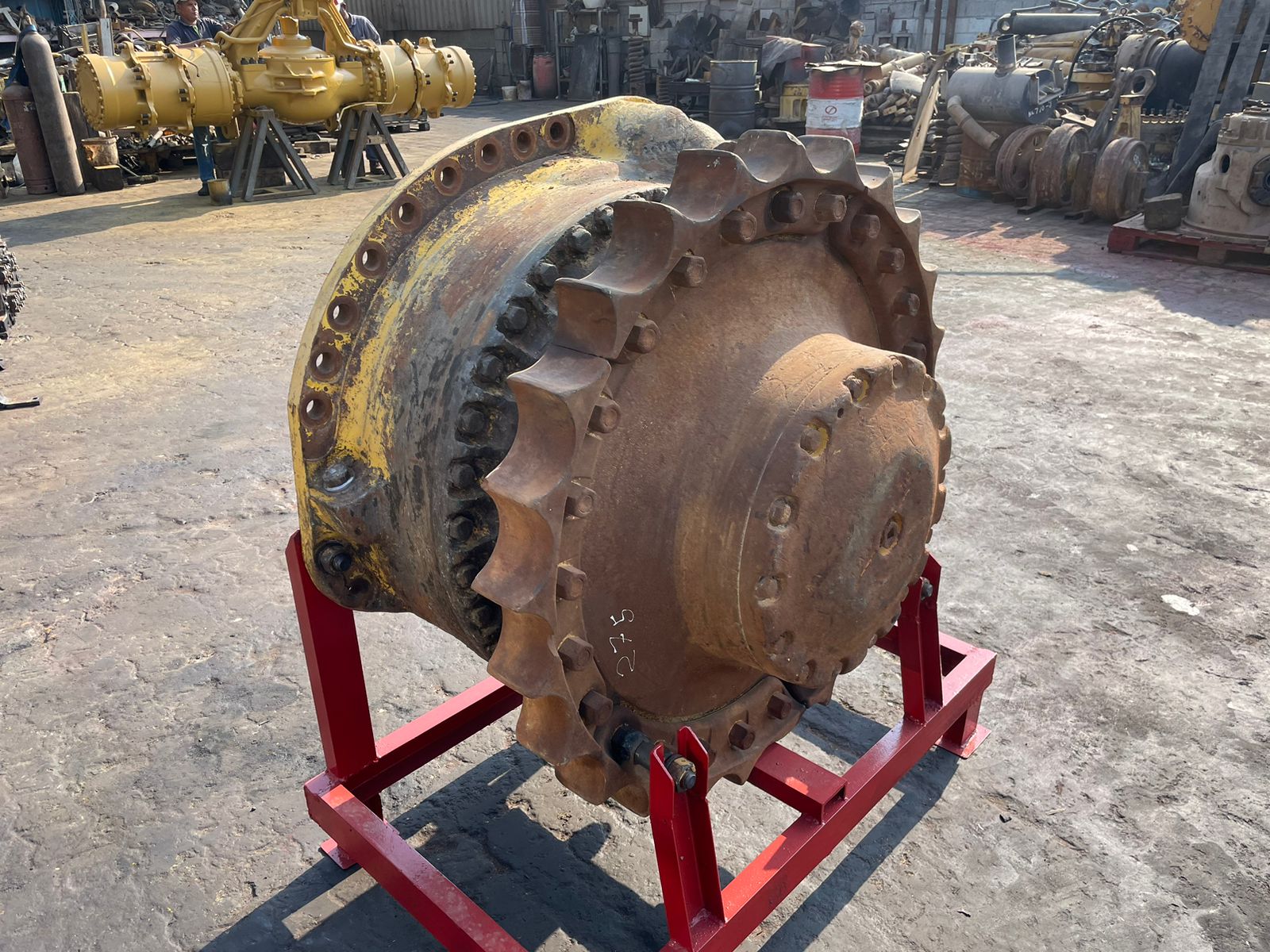 Бортовой редуктор для бульдозера Komatsu D275-5 Бортовой редуктор для бульдозера Komatsu D275-5