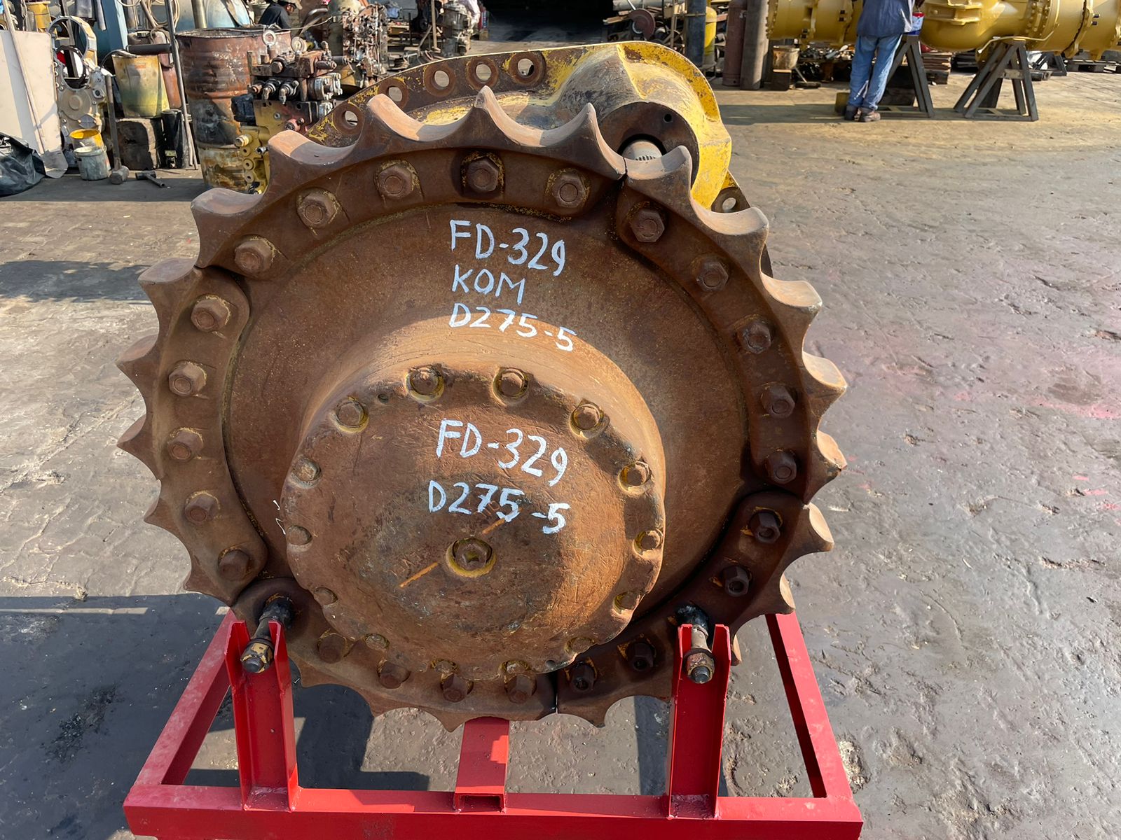 Бортовой редуктор для бульдозера Komatsu D275-5 Бортовой редуктор для бульдозера Komatsu D275-5