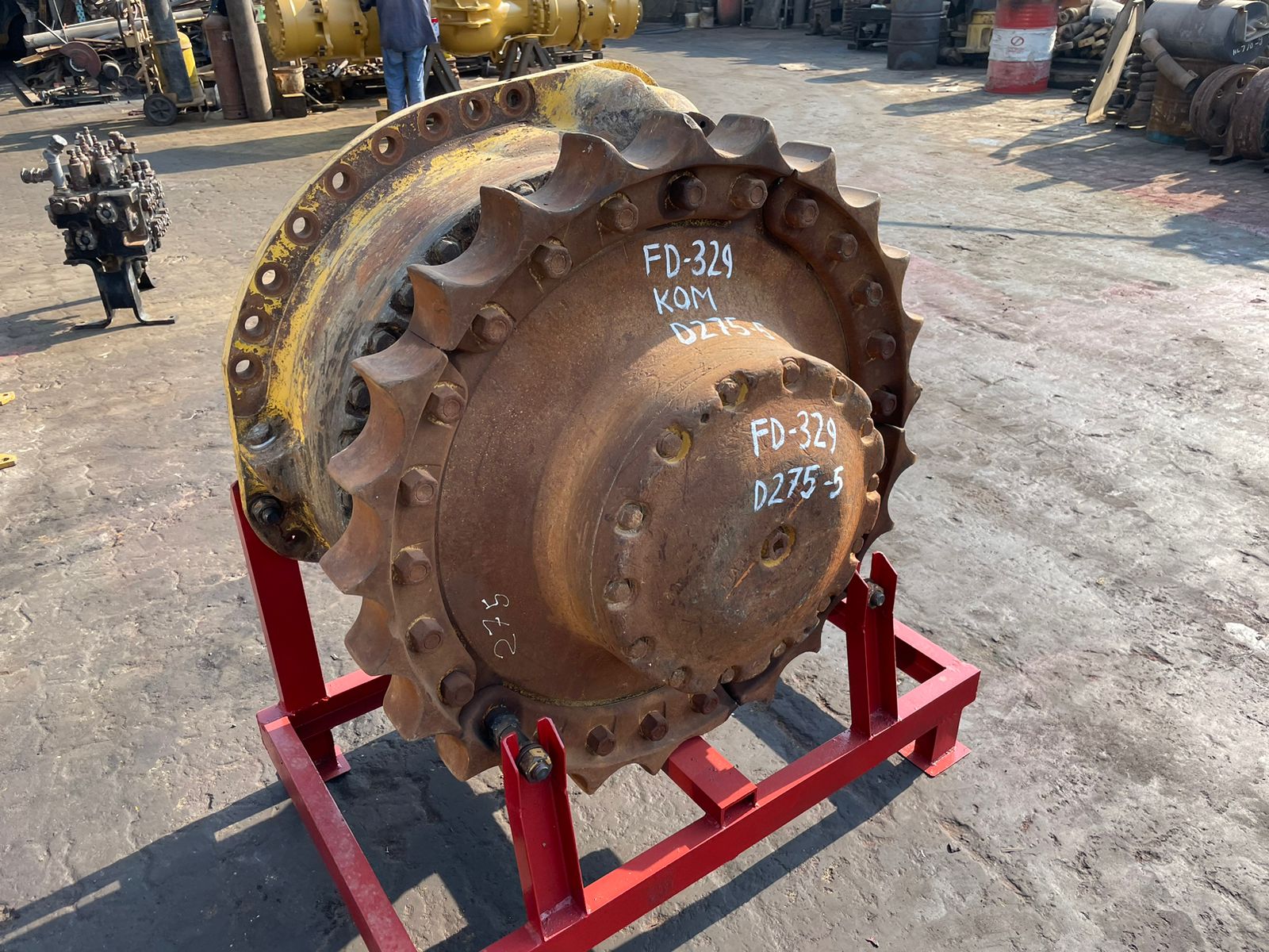 Бортовой редуктор для бульдозера Komatsu D275-5 Бортовой редуктор для бульдозера Komatsu D275-5