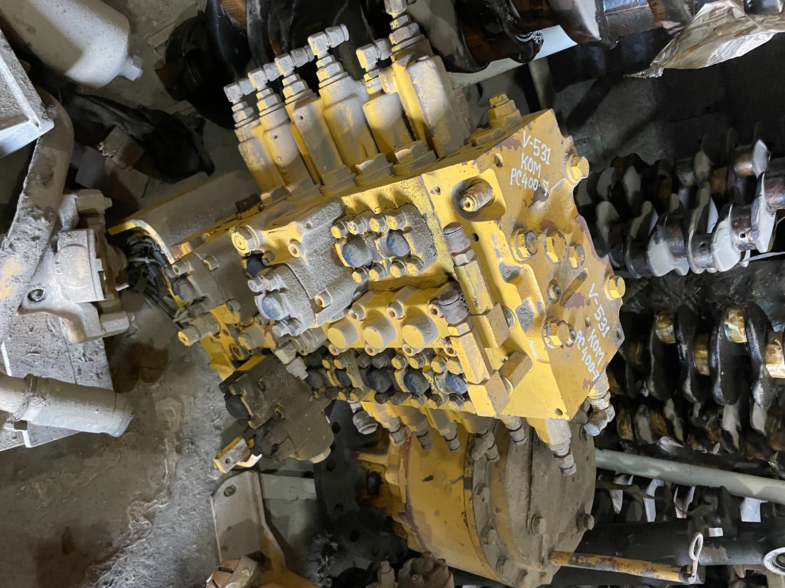 Гидрораспределитель (Control Valve) на Komatsu PC400-7