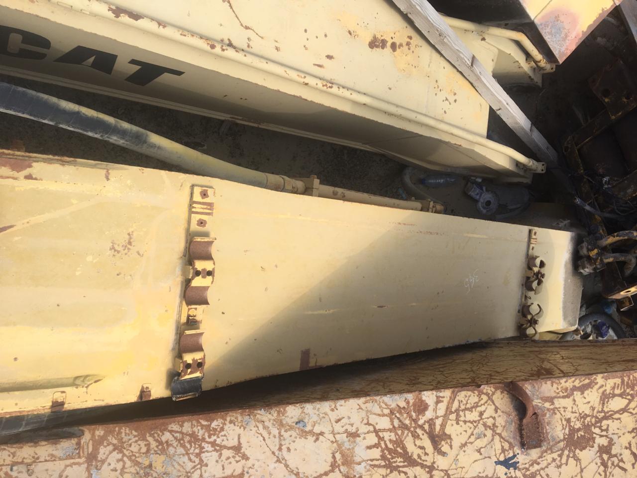 Основная стрела Komatsu PC400-7
