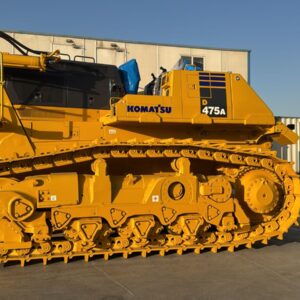 Бульдозер Komatsu 475