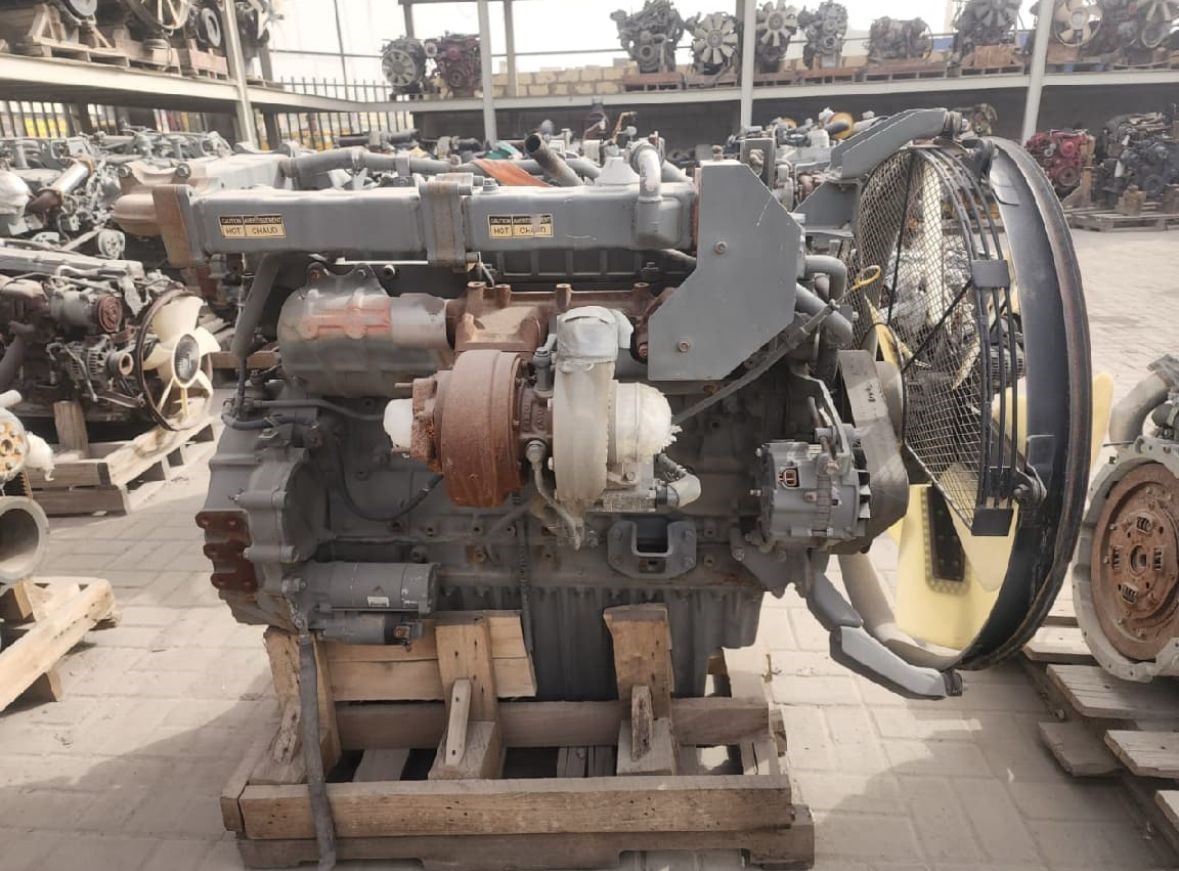 двигатель Isuzu 6HK1